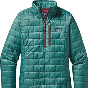 Patagonia Women Nano Puff Half Zip Pullover in Mogul Blue